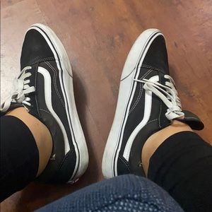 Meet your Posher, Halla